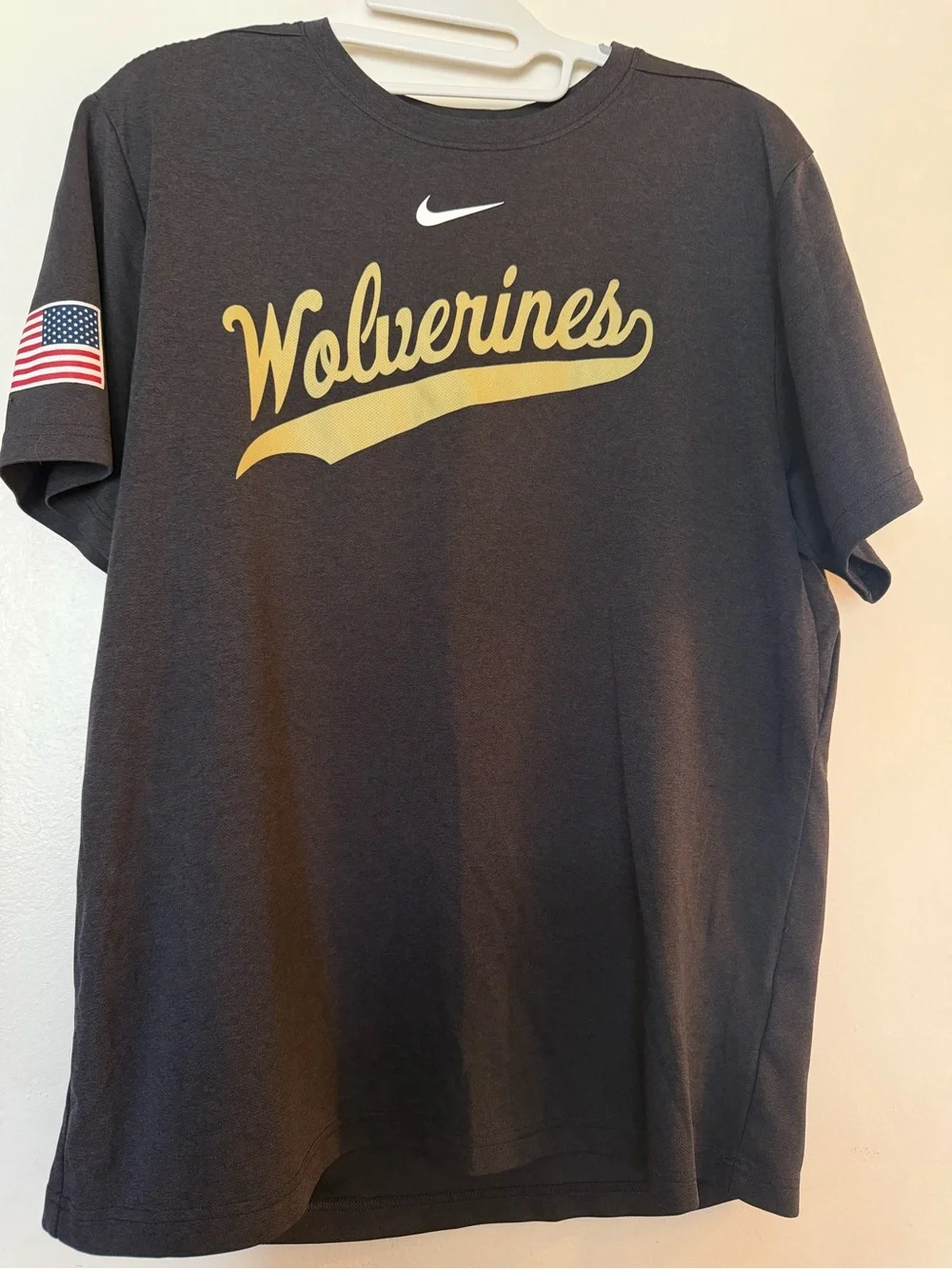 Nike Dri-FIT Men’s Large Wolverines #44 Athletic Shirt